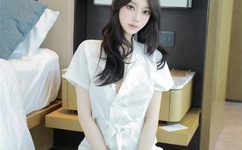 男生将坤坤申请女生的开元黄